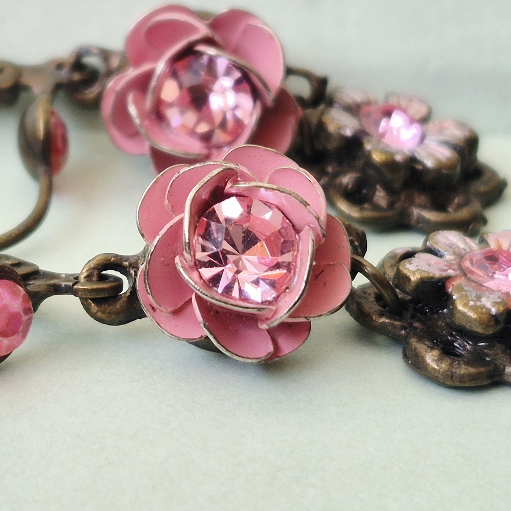 Earrings With Bronze Tone And Flowers With Pink Rhinstones. Delicate Vintage - Picture 2 of 4
